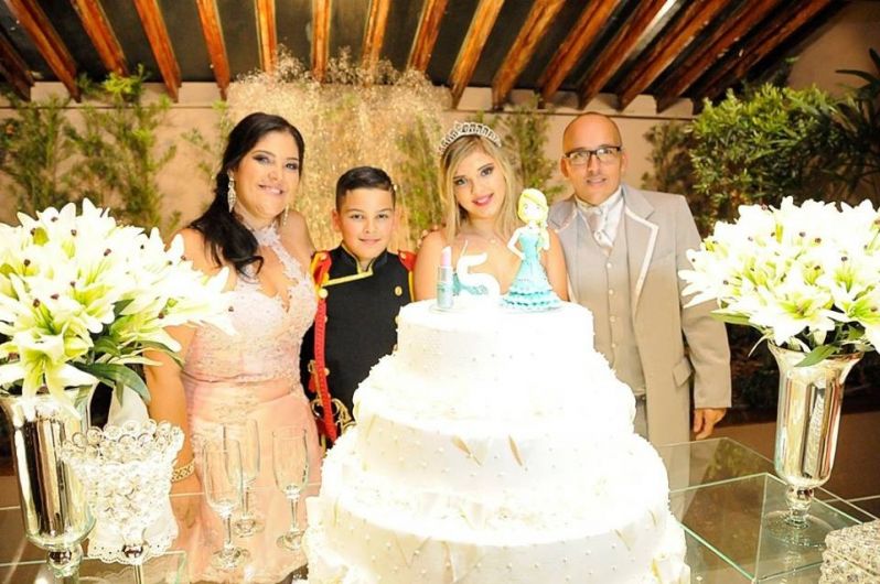 Espaço para Festa de Debutante na Monte Carmelo - Buffet para Aniversário de 15 Anos